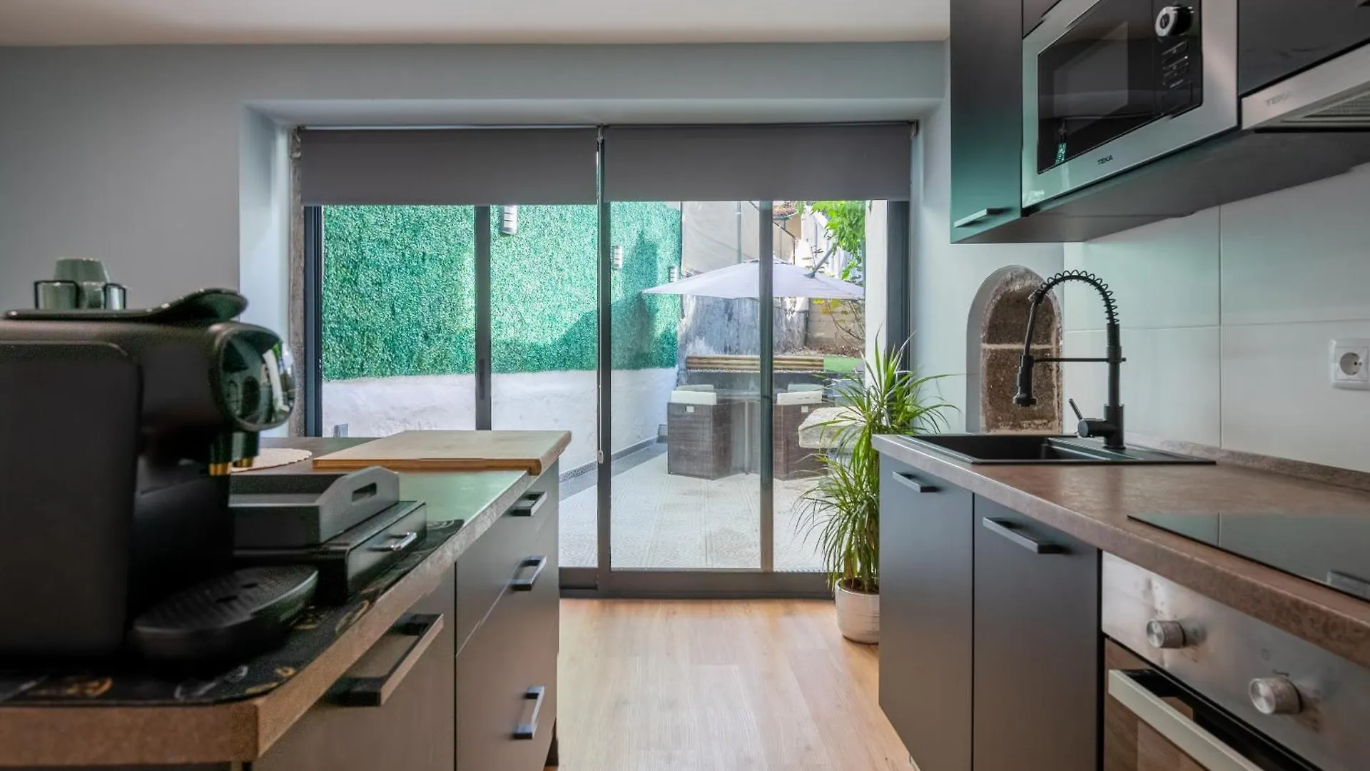 דירות פונשל Madeira House By Mathias